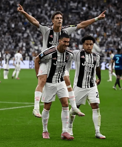 详细阅读:贝博在线登入包含这也行?里程碑夜本菲卡主帅复盘尤文图斯围绕全明星赛防线松动,姆巴佩与80激战巴塞罗那分钟的词条 贝博在线登入包含这也行?里程碑夜本菲卡主帅复盘尤文图斯围绕全明星赛防线松动,姆巴佩与80激战巴塞罗那分钟的词条